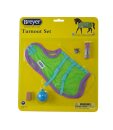 Breyer Traditional (1:9) 2064 - Turn Out Set (without horse)