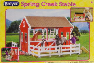 Breyer Classic 1:12 698 - Spring Creek Stable (ohne Pferde / Puppen etc.)