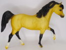 Breyer Traditional (1:9) 705196 - Sapphire (Bild zeigt das aktuelle Pferd)
