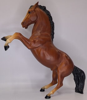 Breyer Traditional (1:9) 35 - King (Bild zeigt das aktuelle Pferd)