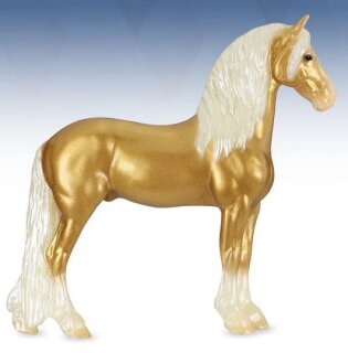 Breyer Stablemate (1:32) 10257 - Carat (gold charm)