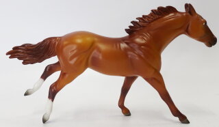 Breyer Stablemate (1:32) 5500 - Throughbred  (picture shows the actual horse)