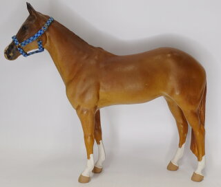 Breyer Traditional (1:9) - Halla CUSTOM (Pic shows the actual horse)