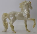 Breyer Stablemate (1:32) 880081 - Unicorn (picture shows...