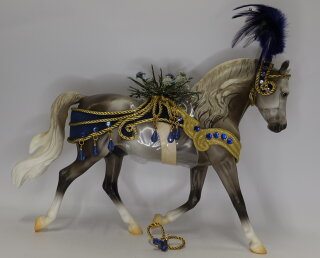 Breyer Traditional (1:9) 700125 - Snowbird (Bild zeigt das aktuelle Pferd)*