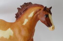 Breyer Classic (1:12) 684 - Red Roan Pinto (Bild zeigt das aktuelle Pferd)