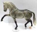 Breyer Traditional (1:9) B-EV-10469 - Seize The Day Surprise - Grey matt (Bild zeigt das aktuelle Pferd)*