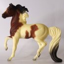 Breyer Stablemate (1:32) 59977 - Pinto Hengst (Bild zeigt...