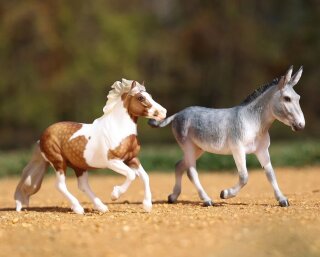 Breyer Traditional (1:9) - Flapjack and Waffles