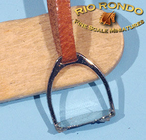 Rio Rondo Bijoux (1:18) Stirrups JX743s - English (silvery)